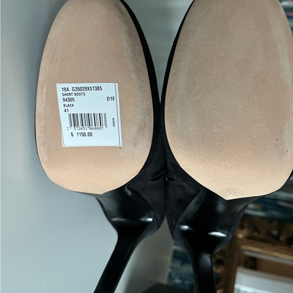 Chanel Ankle Boots 41 - Picture 5 of 9